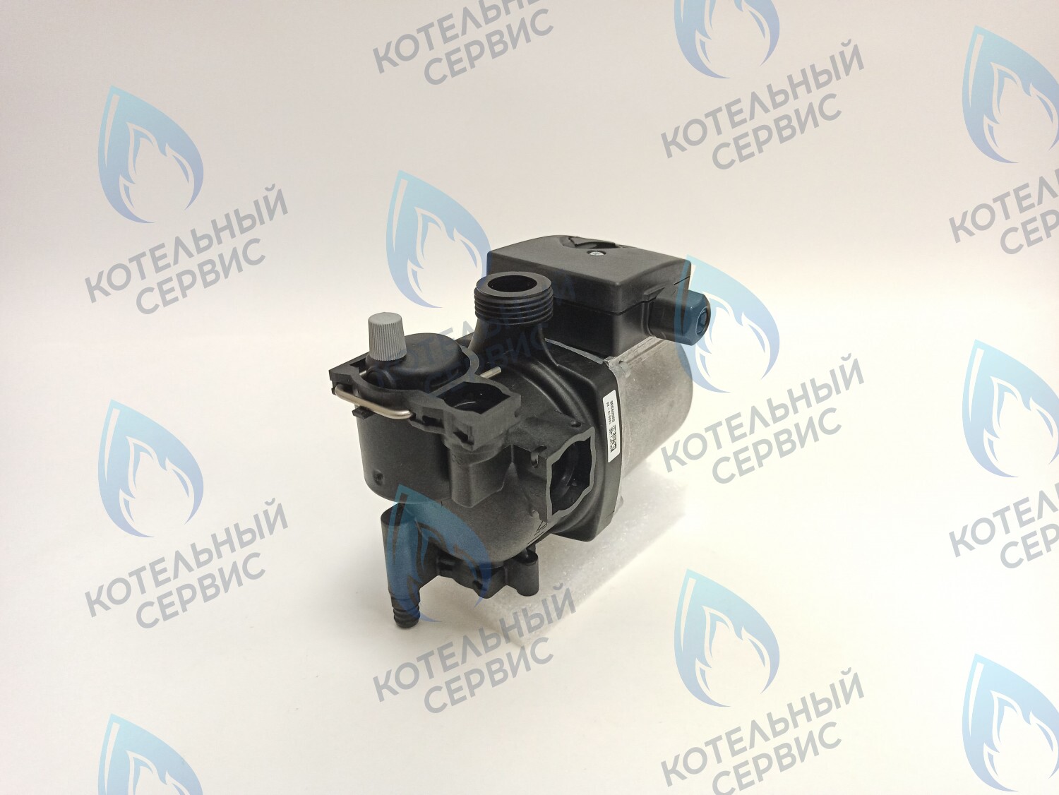 AA10010005 Насос GRUNDFOS UPS15-60 AOKR ELECTROLUX Hi-Tech 32 Fi в Санкт-Петербурге