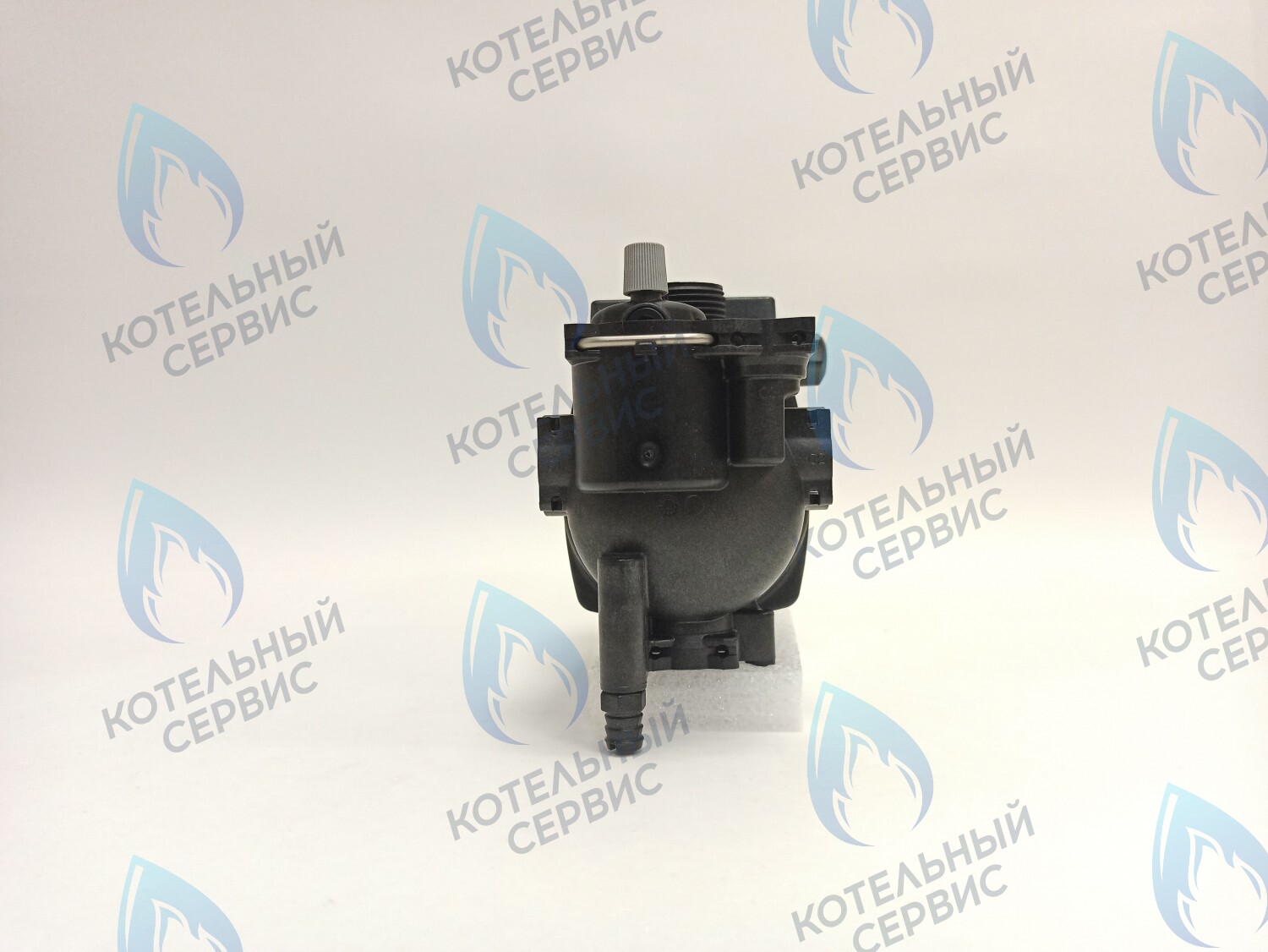 AA10010005 Насос GRUNDFOS UPS15-60 AOKR ELECTROLUX Hi-Tech 32 Fi в Санкт-Петербурге