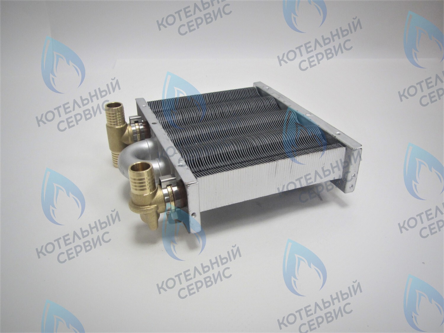 EM021-142-Фитинг-Комп Теплообменник отопления с фитингами (142 мм) 67 FIN (100 HSG/ICH/MSC) DAEWOO в Санкт-Петербурге