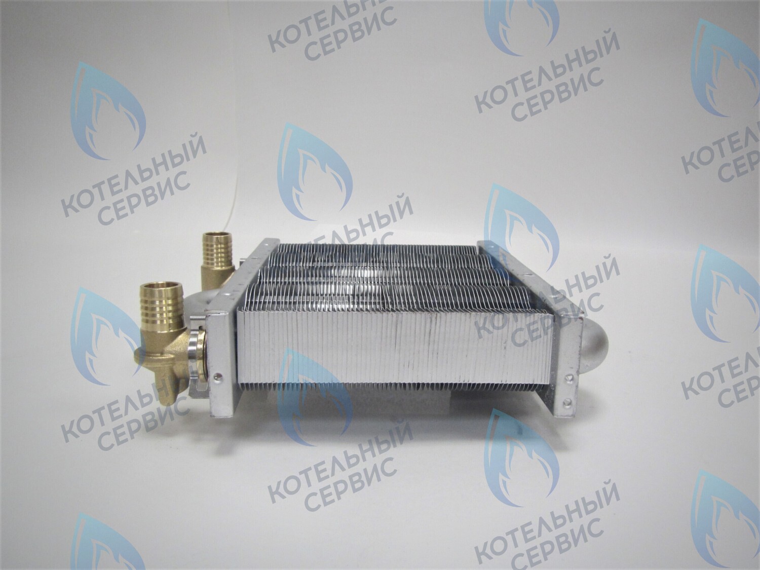 EM021-142-Фитинг-Комп Теплообменник первичный основной (с фитингами) 142мм 67 FIN (100 HSG/ICH/MSC) DAEWOO в Санкт-Петербурге