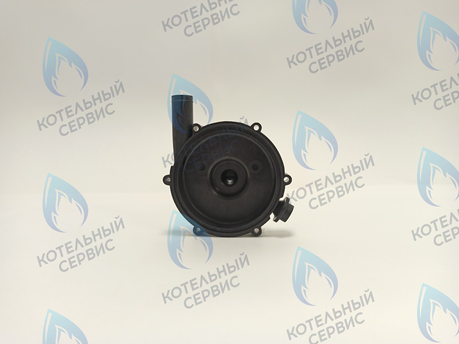 440011092 Крышка корпуса насоса (черная) SMF/DMF RINNAI в Санкт-Петербурге