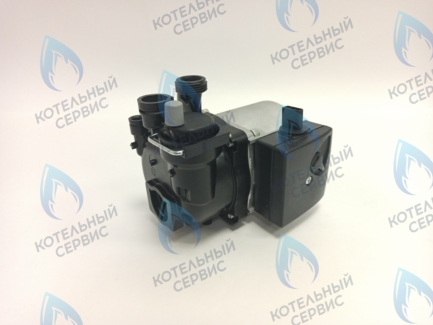 PMB60AW60-GR110BB-Комп Насос циркуляционный GRUNDFOS 15-60 BOSCH WBN2000/WBN6000, BUDERUS U072 (87186450600) в Санкт-Петербурге