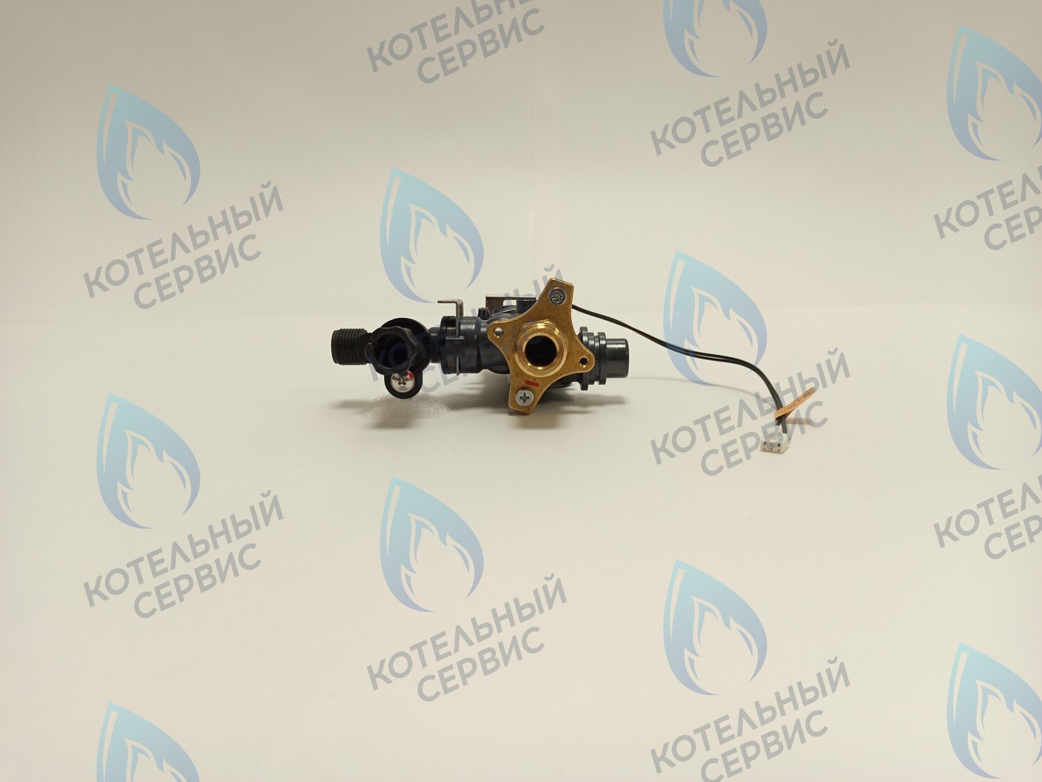 30015722A Патрубок-адаптор ГВС Deluxe S 13-24 k NAVIEN в Санкт-Петербурге