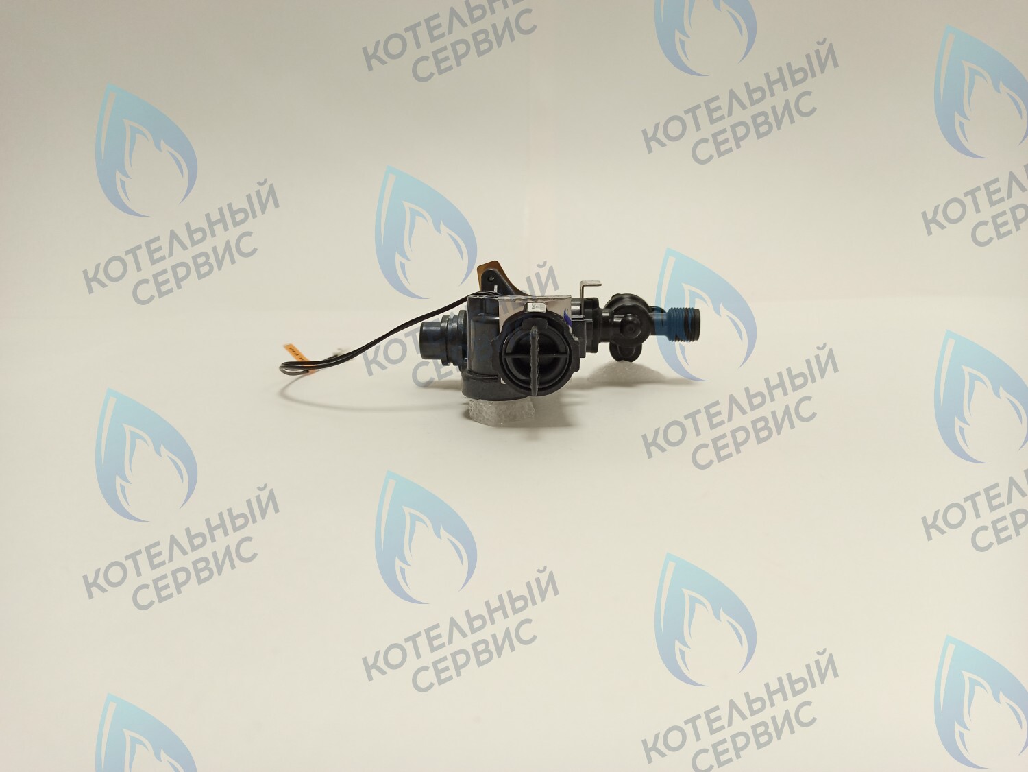 30015722A Патрубок-адаптор ГВС Deluxe S 13-24 k NAVIEN в Санкт-Петербурге