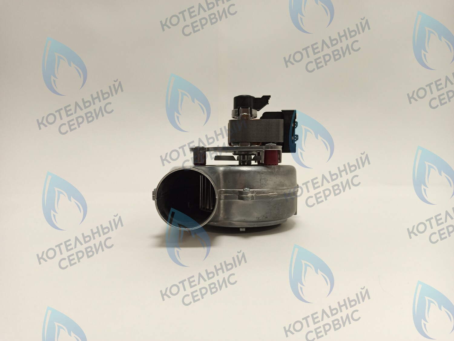 AA0400021 Турбина (вентилятор дымоудаления) KOTITONTTU TOIVO T 10-18 DK в Санкт-Петербурге