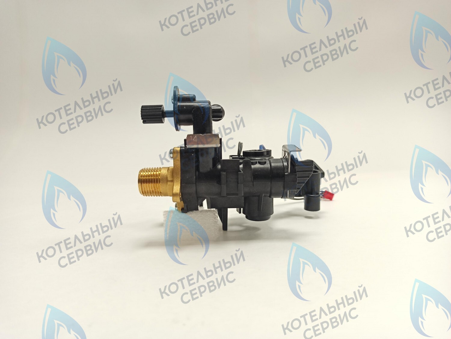 30023508A Гидроузел ГВС с датчиком протока, датчиком температуры и краном подпитки DELUXE E/C 35-40k NAVIEN в Санкт-Петербурге