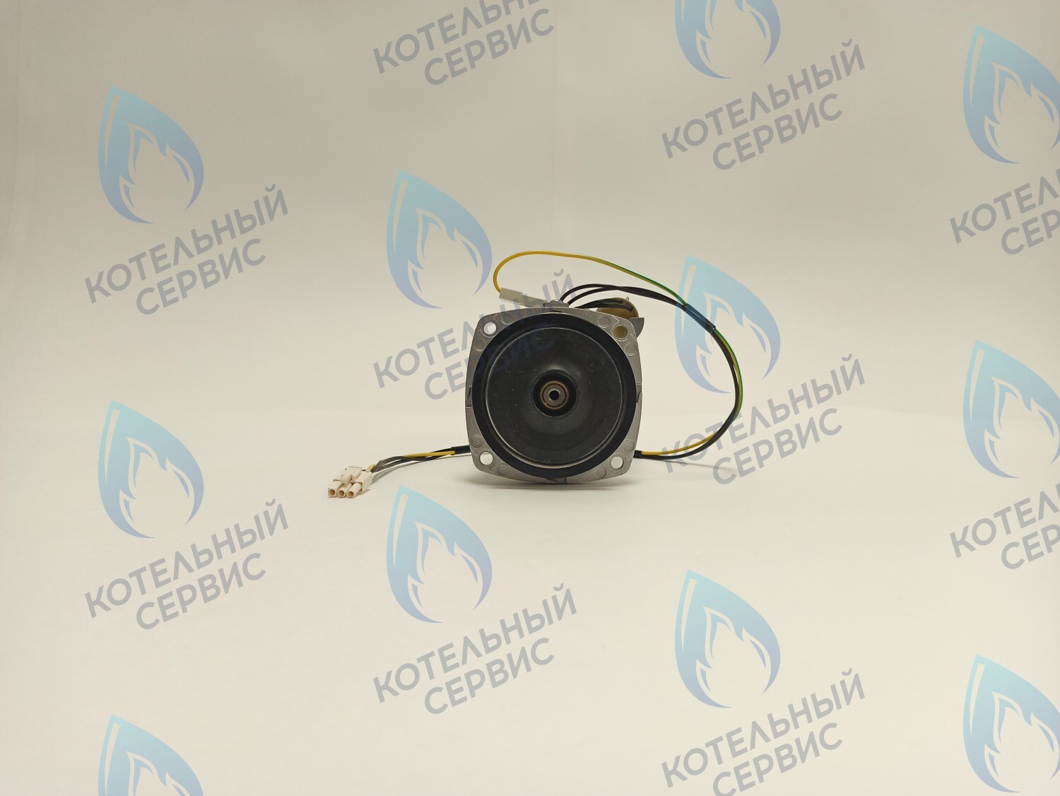 PH-W21CW50-WA82-Комп Двигатель насоса (черный пластик) (без улитки, с терминалом) (12/5, 15/5) аналог WILO 82w INTMSL15/5 HE-1 (21мм по часовой) в Санкт-Петербурге