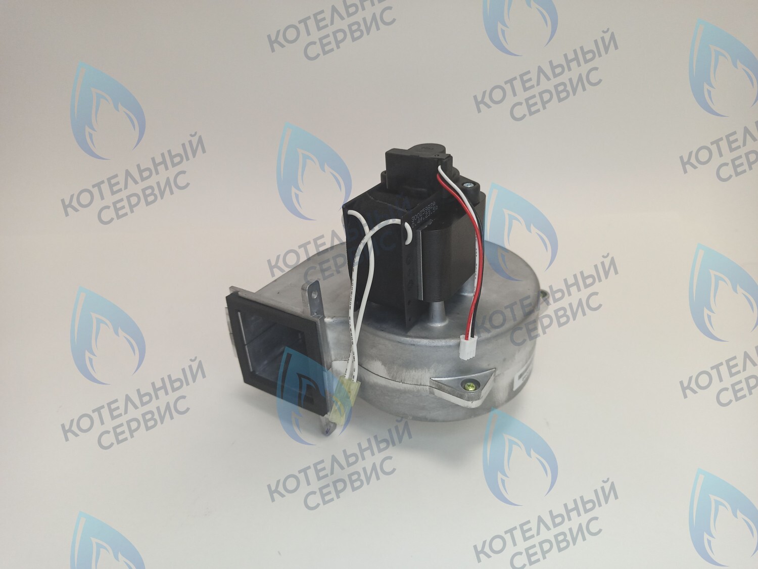 30021105A Вентилятор NAVIEN Deluxe S/C/ONE 13-24k в Санкт-Петербурге