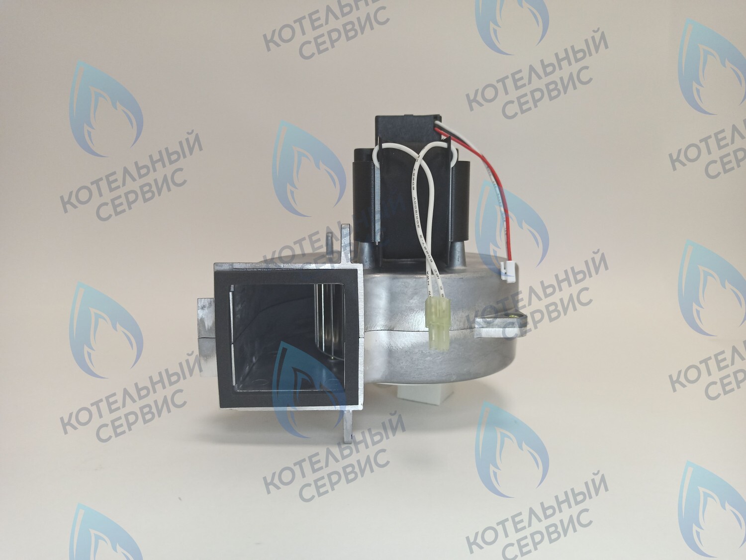 30021105A Вентилятор NAVIEN Deluxe S/C/ONE 13-24k в Санкт-Петербурге