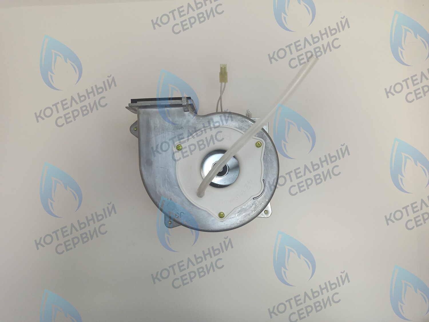 30021105A Вентилятор NAVIEN Deluxe S/C/ONE 13-24k в Санкт-Петербурге