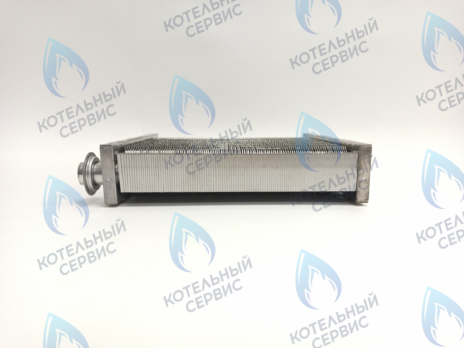 EM052-195 Теплообменник основной (первичный) Navien (с белыми прокладками в комплекте) Deluxe Е 10-24K. в Санкт-Петербурге