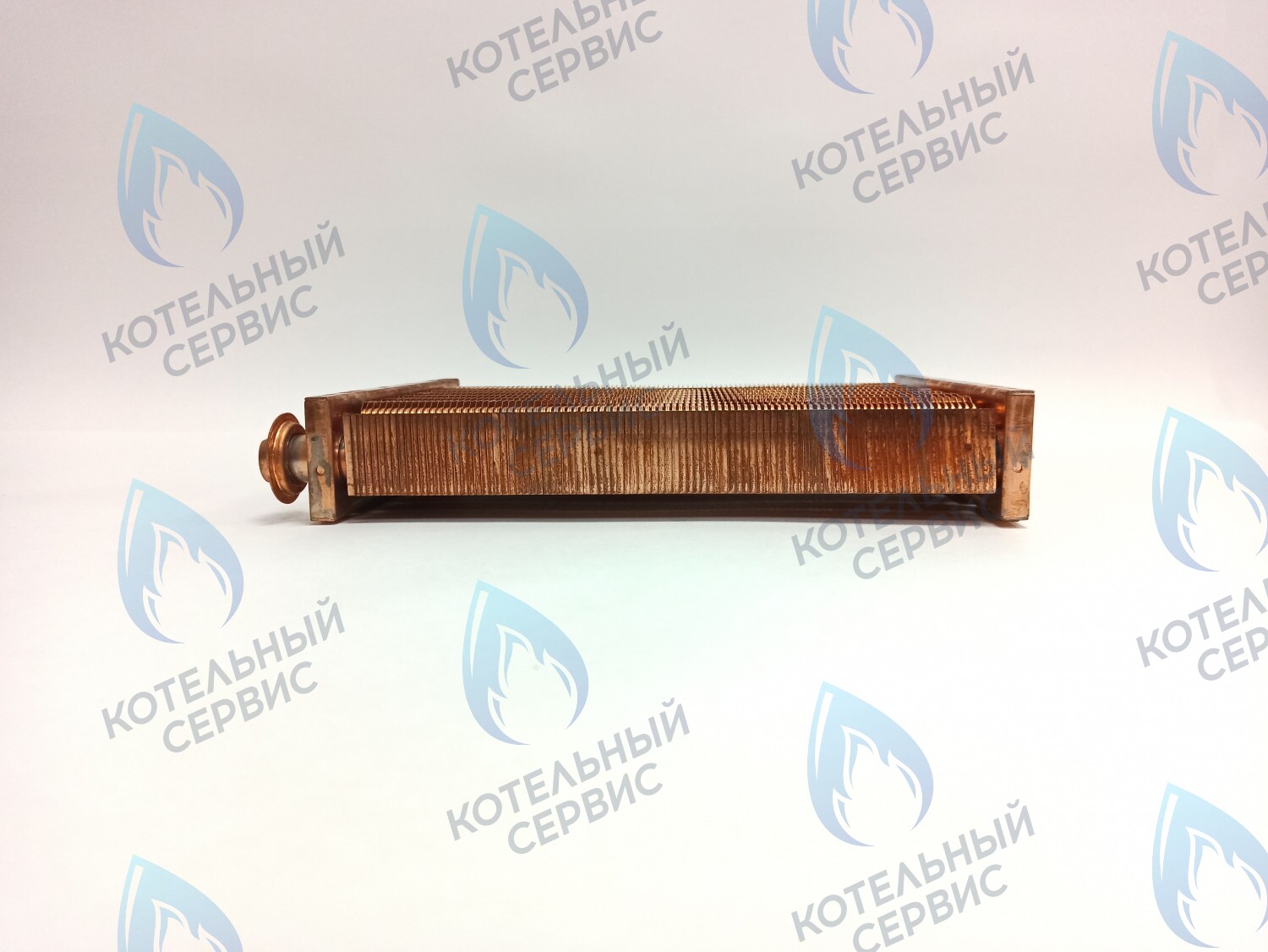 EM051-250-02 Теплообменник основной (первичный) (МЕДНЫЙ) Navien (с белыми прокладками в комплекте) Deluxe 35-40K, Deluxe Plus 35-40K, Ace 35-40K, Prime 35-40K, Smart Tok 35K (30012862A, 30012862B, 30012862C, 30010300A, 30012723B) в Санкт-Петербурге