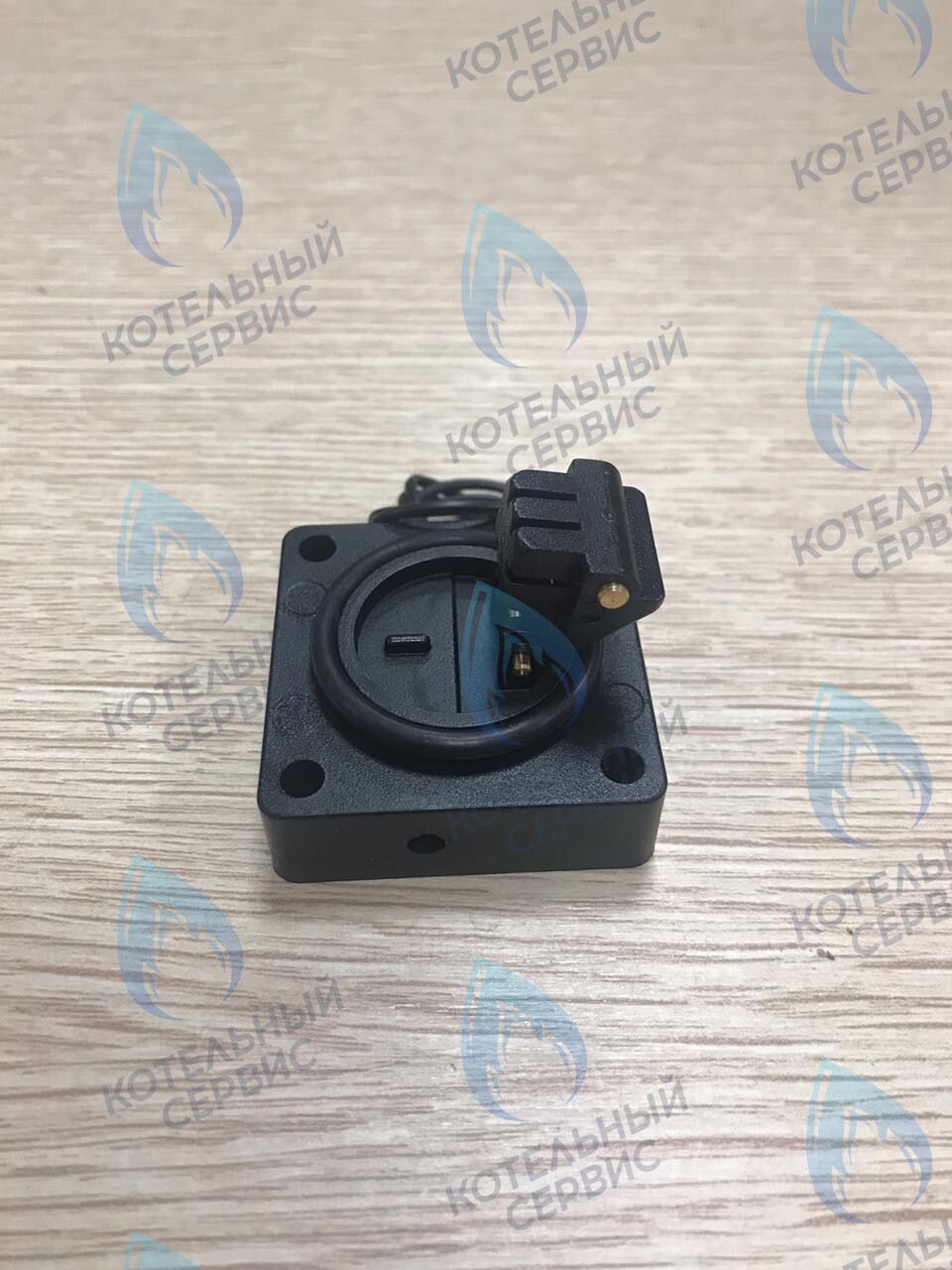 FS009 Датчик протока ARISTON UNO (995948) VIESSMAN (7822762) в Санкт-Петербурге